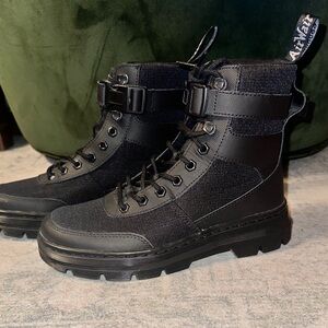 NEW NEVER WORN COMBS TECH POLY CASUAL BOOTS